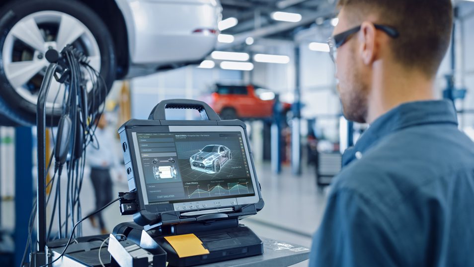 I dati tecnici e le informazioni sulla riparazione e la manutenzione in officina sono fondamentali per la riparazione dell'auto