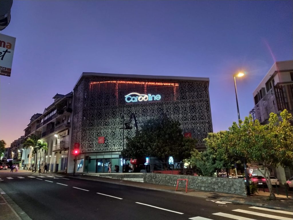 Foto dell'edificio che ospita gli uffici di Carooline in Francia