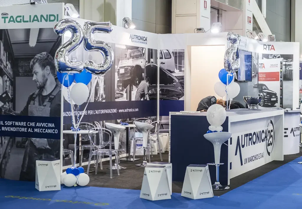 Stand Autronica durante la fiera Autopromotec 2017