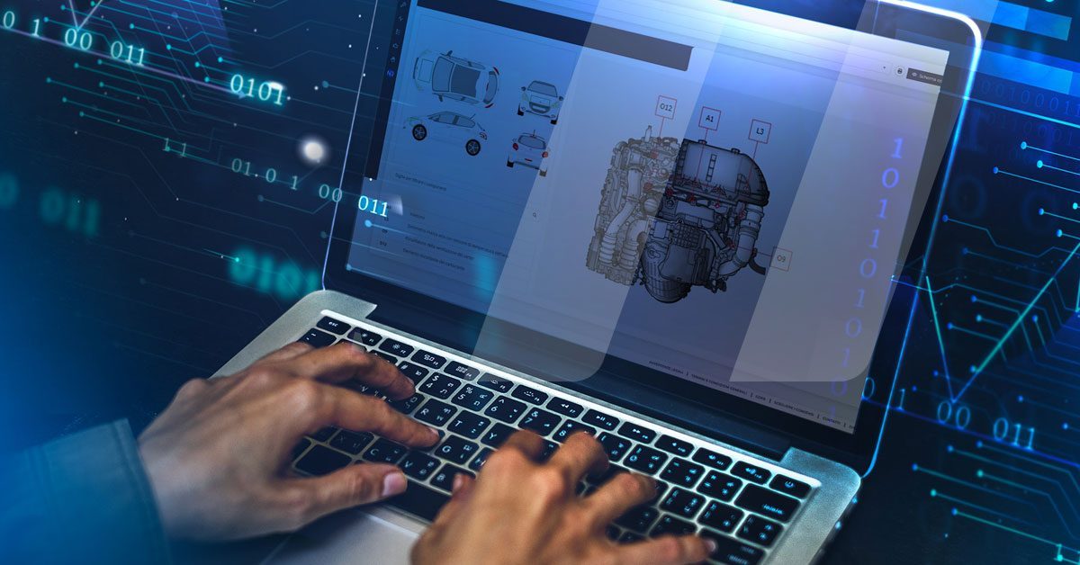 Meccanico auto che usa un pc con schermata ispirazionale che indica la digitalizzazione dell'officina