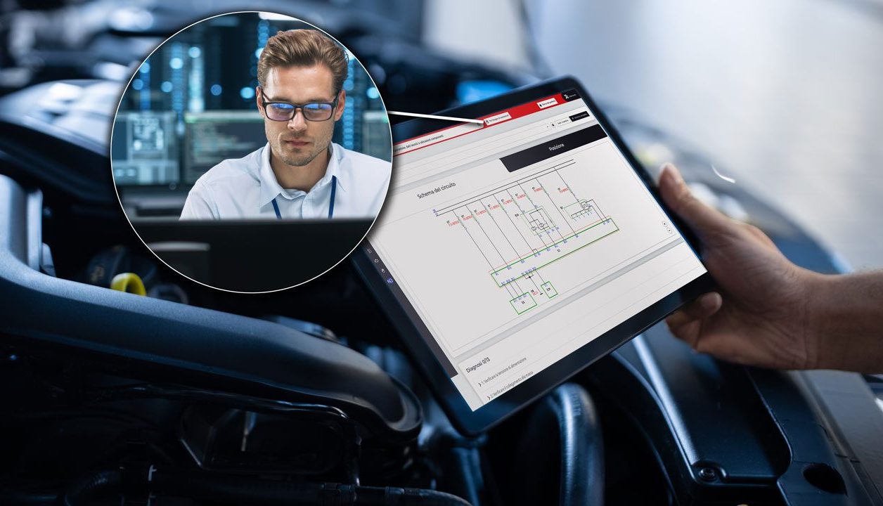 Mécanicien sur sa tablette pour réaliser un diagnostic guidé avec un encadré montrant un expert documentaire lui fournissant toutes les informations complémentaires