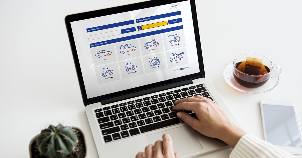 User accessing Q8Oils lube finder application on a laptop, searching for oil recommendations